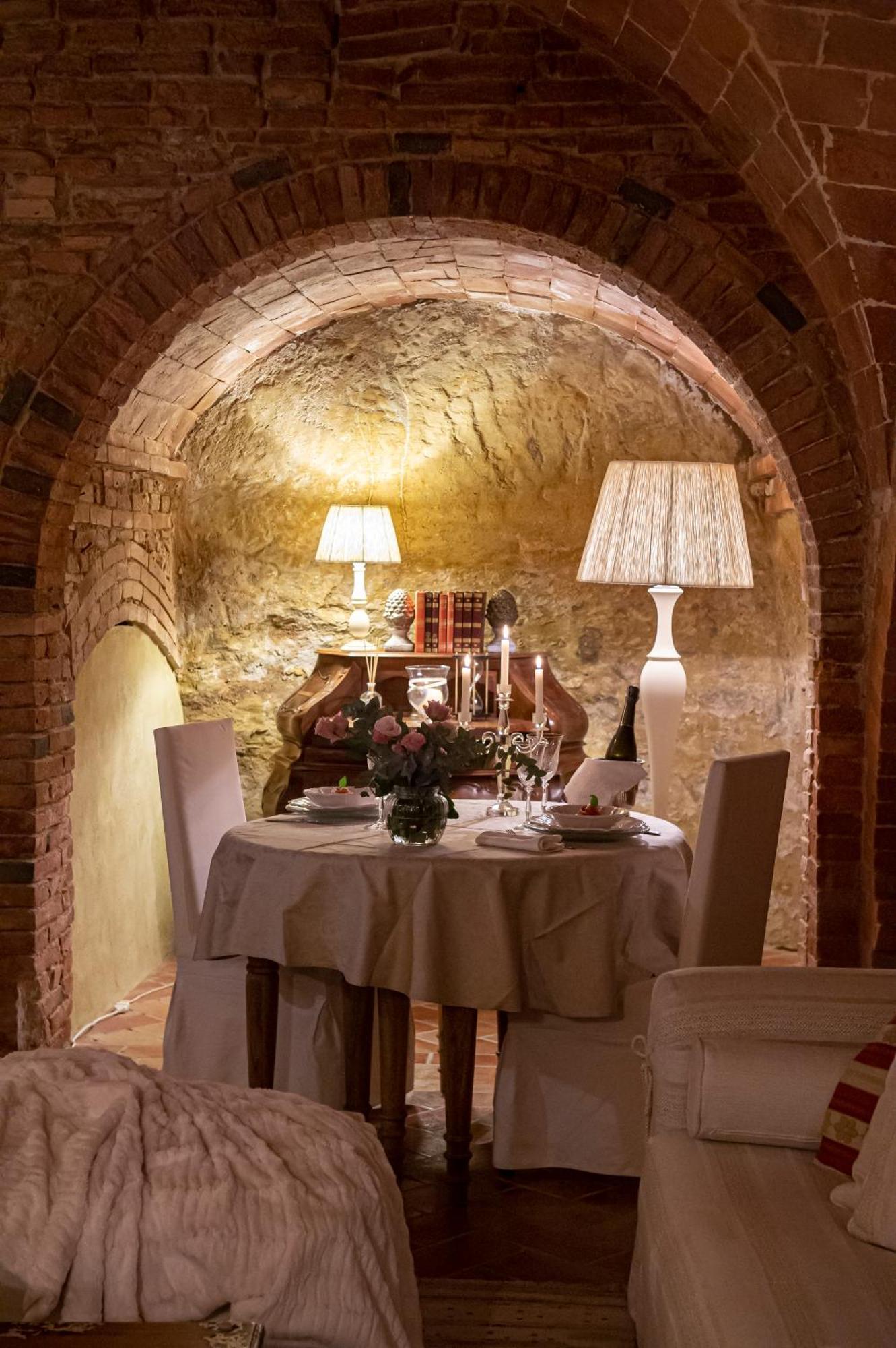 La Casetta Di Borgo Lajatico Bagian luar foto