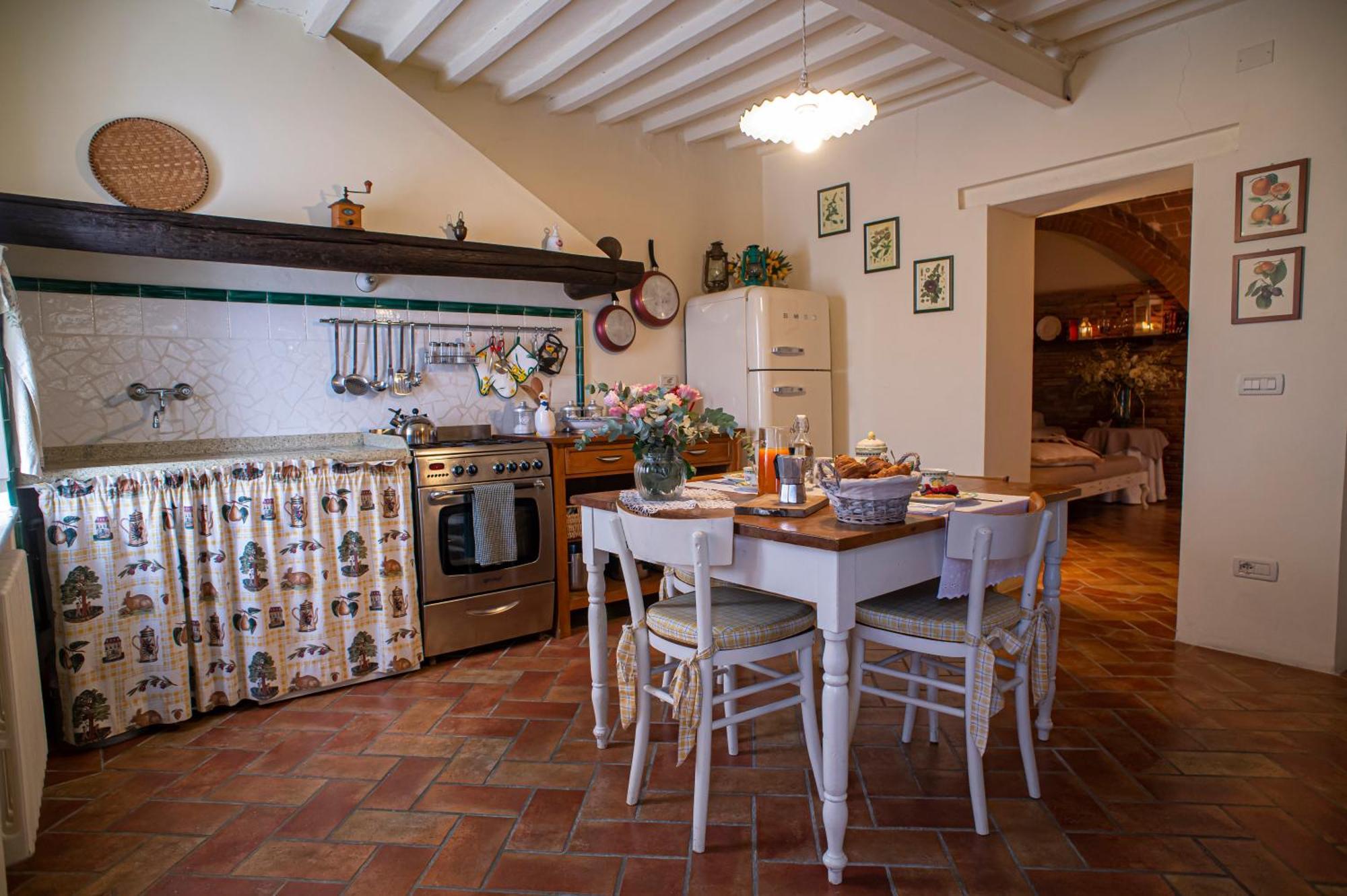 La Casetta Di Borgo Lajatico Bagian luar foto