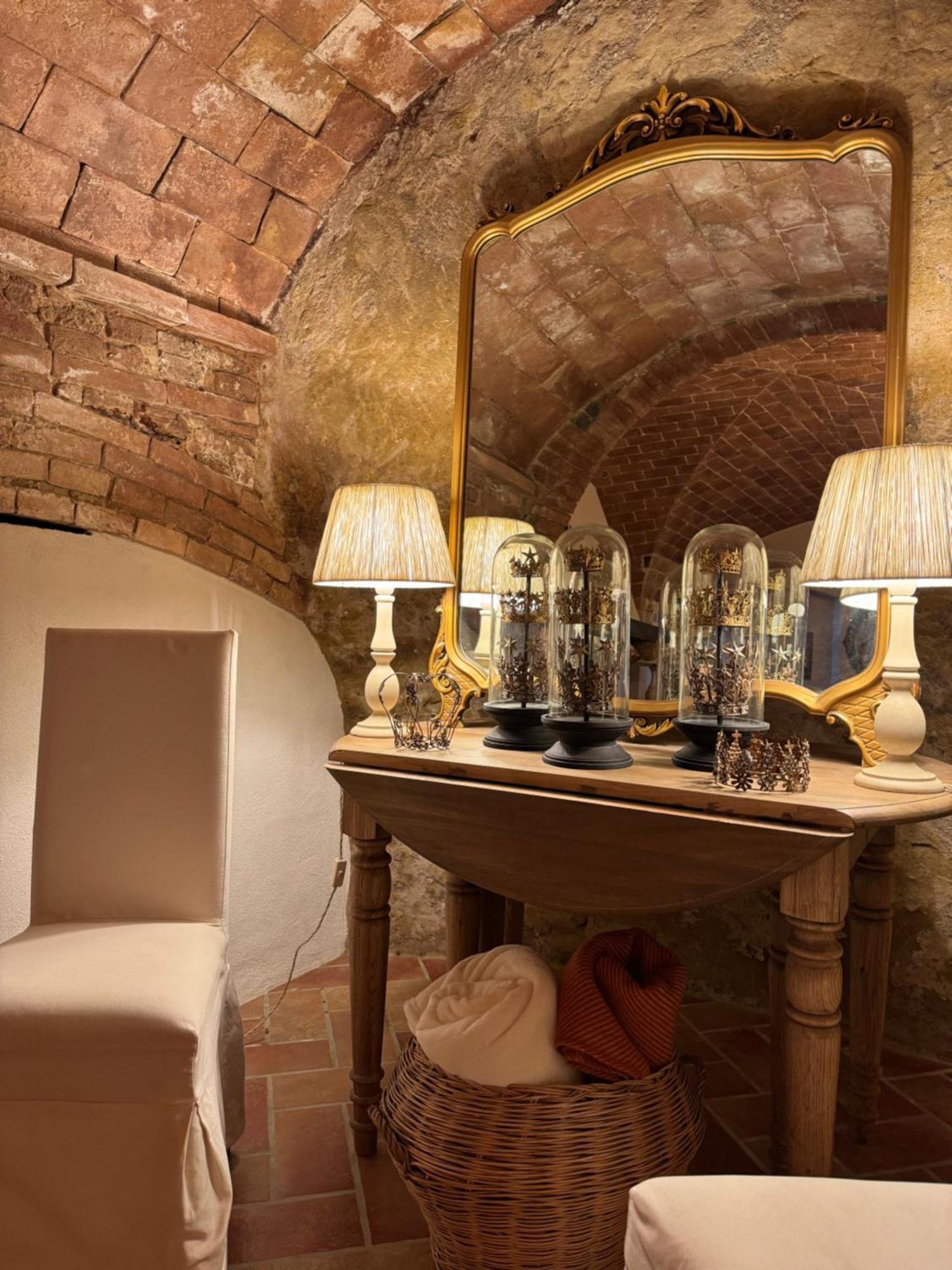 La Casetta Di Borgo Lajatico Bagian luar foto